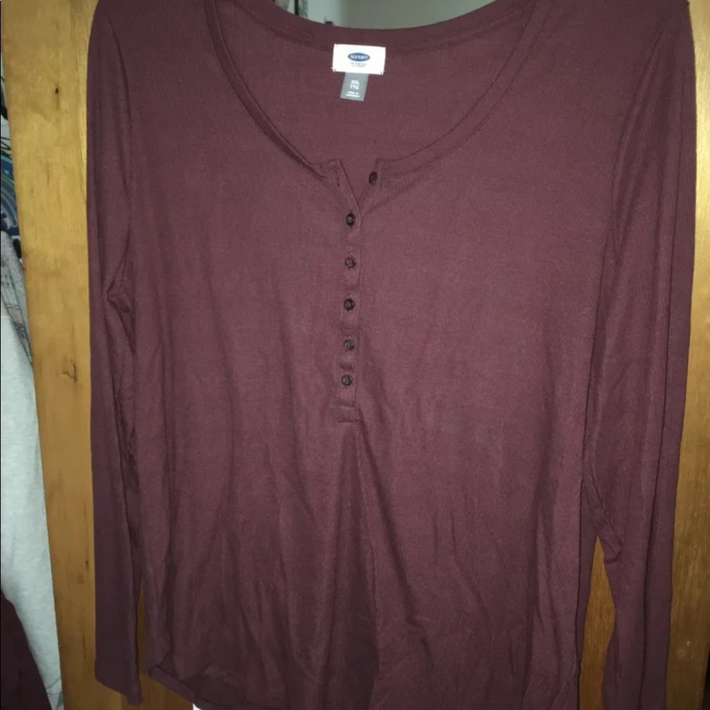 Women’s Old Navy Henley Tee XXL